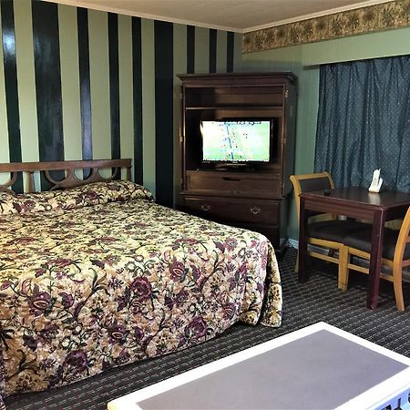 Skyland Motel Cornelia Exterior foto
