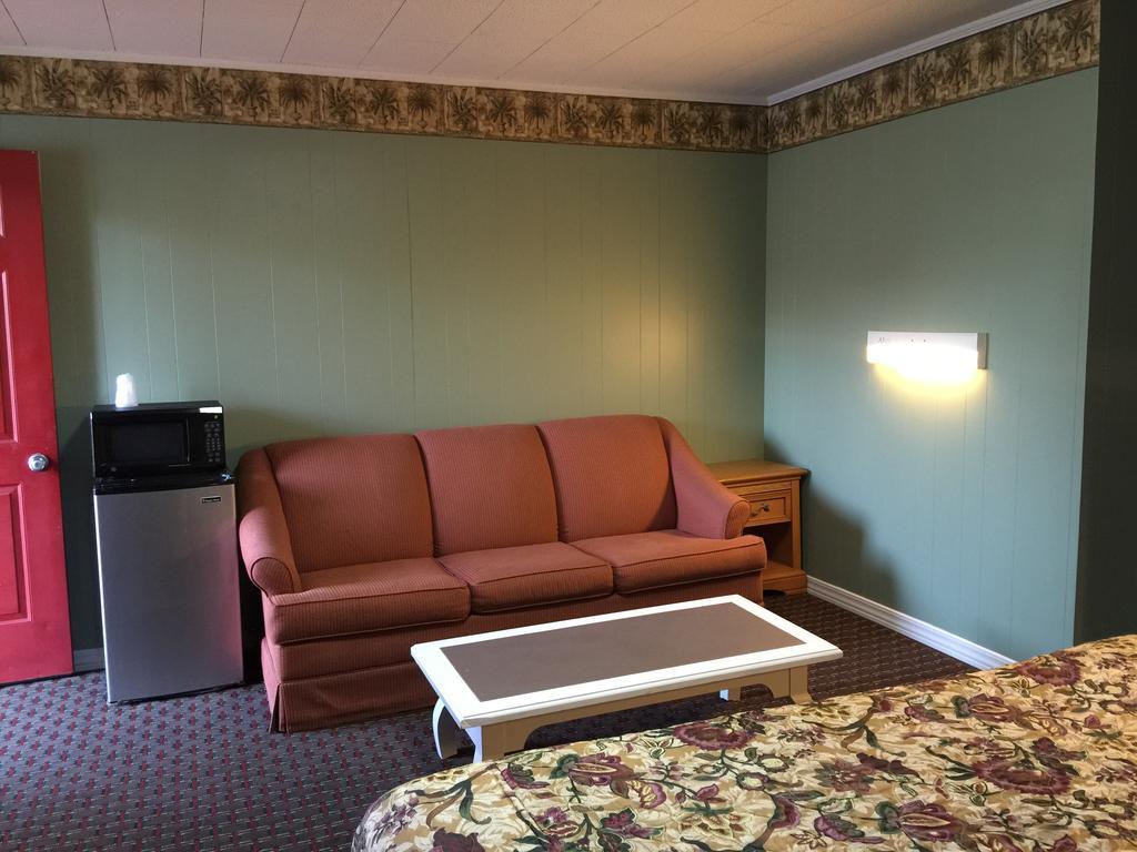 Skyland Motel Cornelia Exterior foto